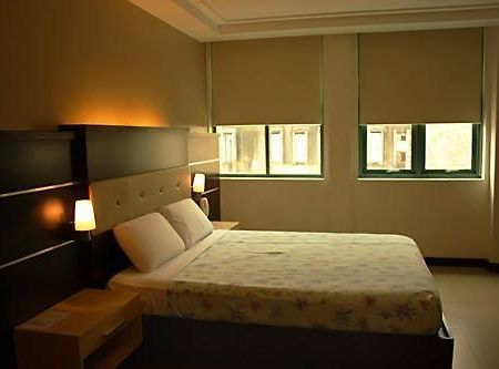 Olongapo Travel Lodge Exteriör bild